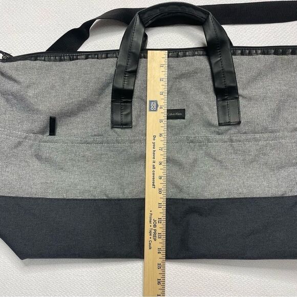 Calvin Klein Gray Black Weekender Duffle Bag Handles and Long Strap - Picture 7 of 14